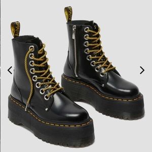 Dr. Martens JADON MAX BOOT WOMEN'S PLATFORMS